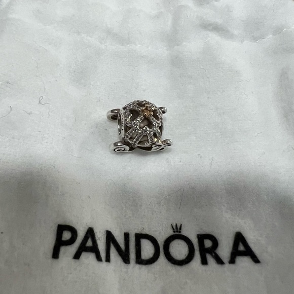Pandora Disney Cinderella carriage charm with 14k gold - Picture 2 of 8
